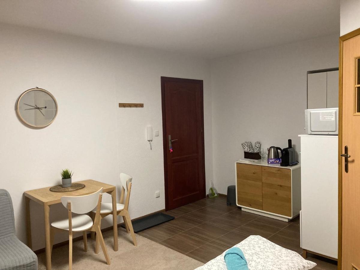 Underground Apartment Bielsko-Biala Luaran gambar