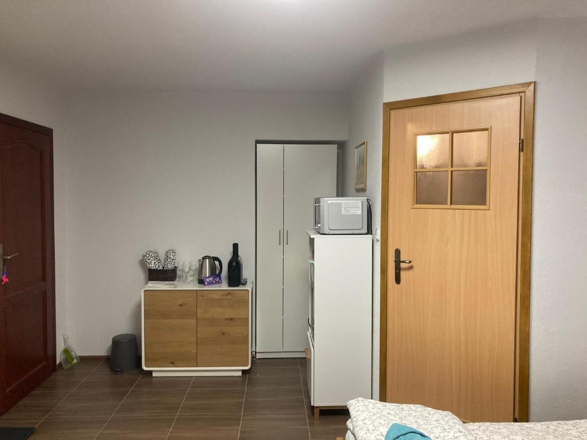 Underground Apartment Bielsko-Biala Luaran gambar