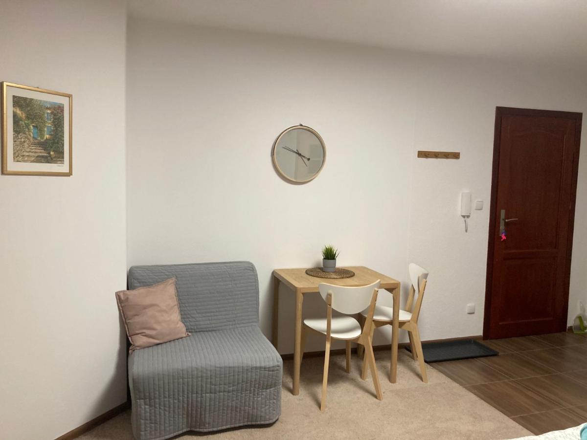 Underground Apartment Bielsko-Biala Luaran gambar
